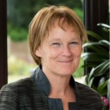 Dr Fiona Ross