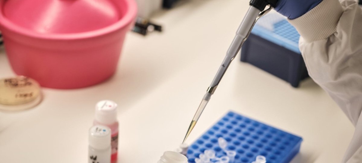 close up of a researcher carrying out an experiment